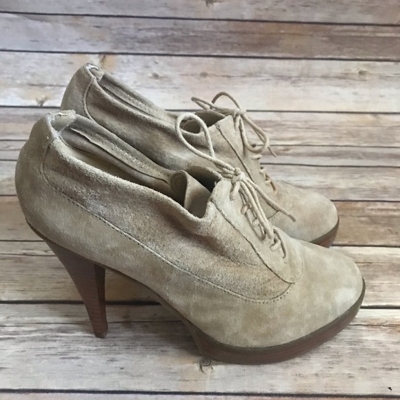 Women’s Booties - Picture 1 of 8